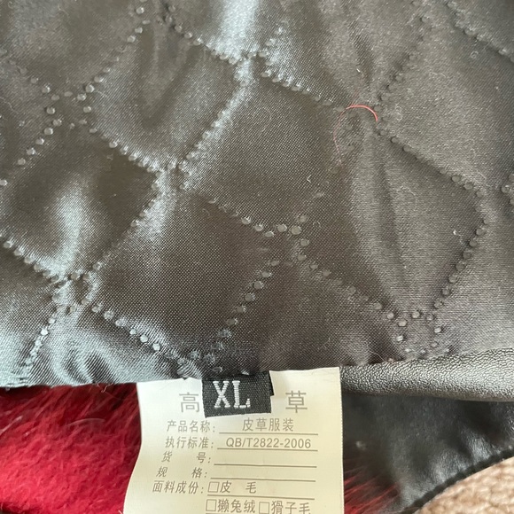 Open Back Belted Fur Vest - Picture 6 of 6